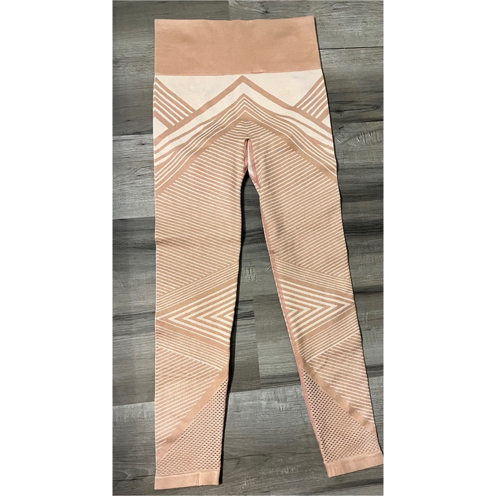 Good American the dynamic seamless leggings - Picture 4 of 4
